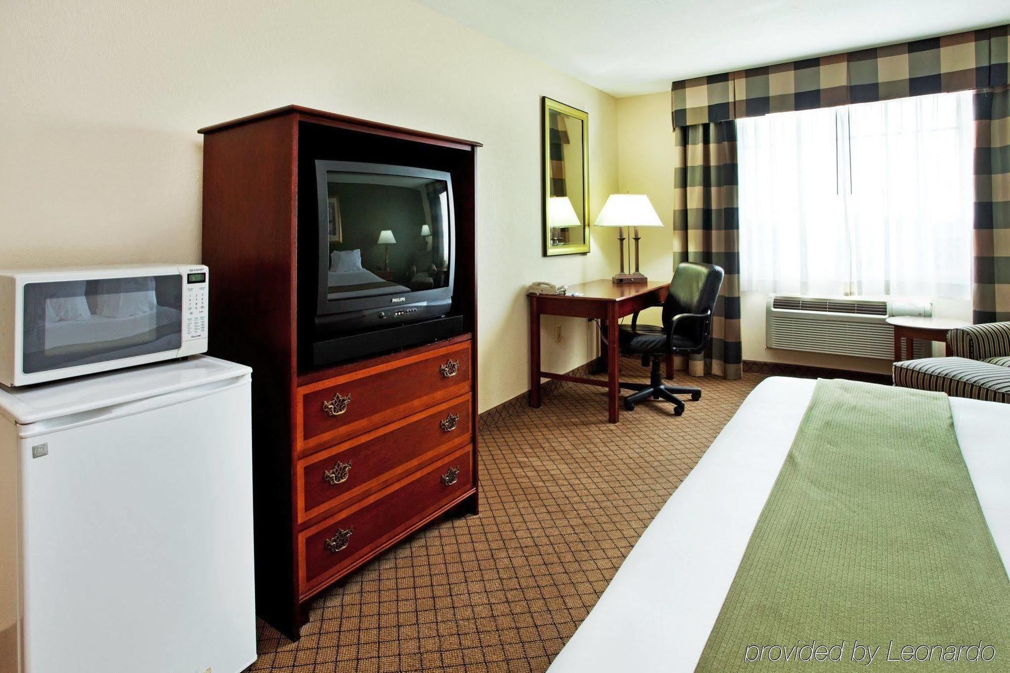 Holiday Inn Express Harvey-Marrero By Ihg Стая снимка